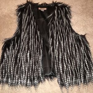 Fur vest